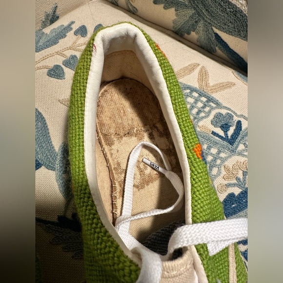 Vans Van Doren 1960’s Vintage Needlepoint Butterfly Skate Sneakers.  Size 9.5 - Picture 5 of 14
